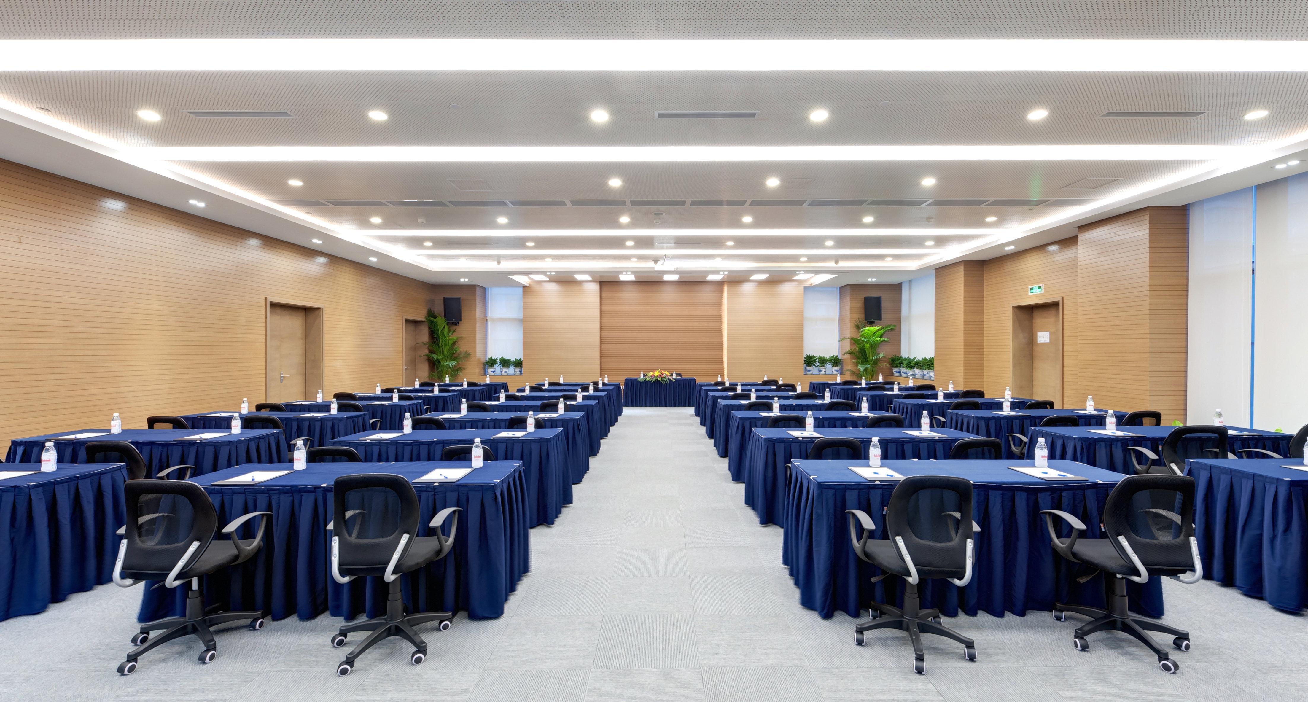 Holiday Inn Express Chengdu West Gate By Ihg Dış mekan fotoğraf