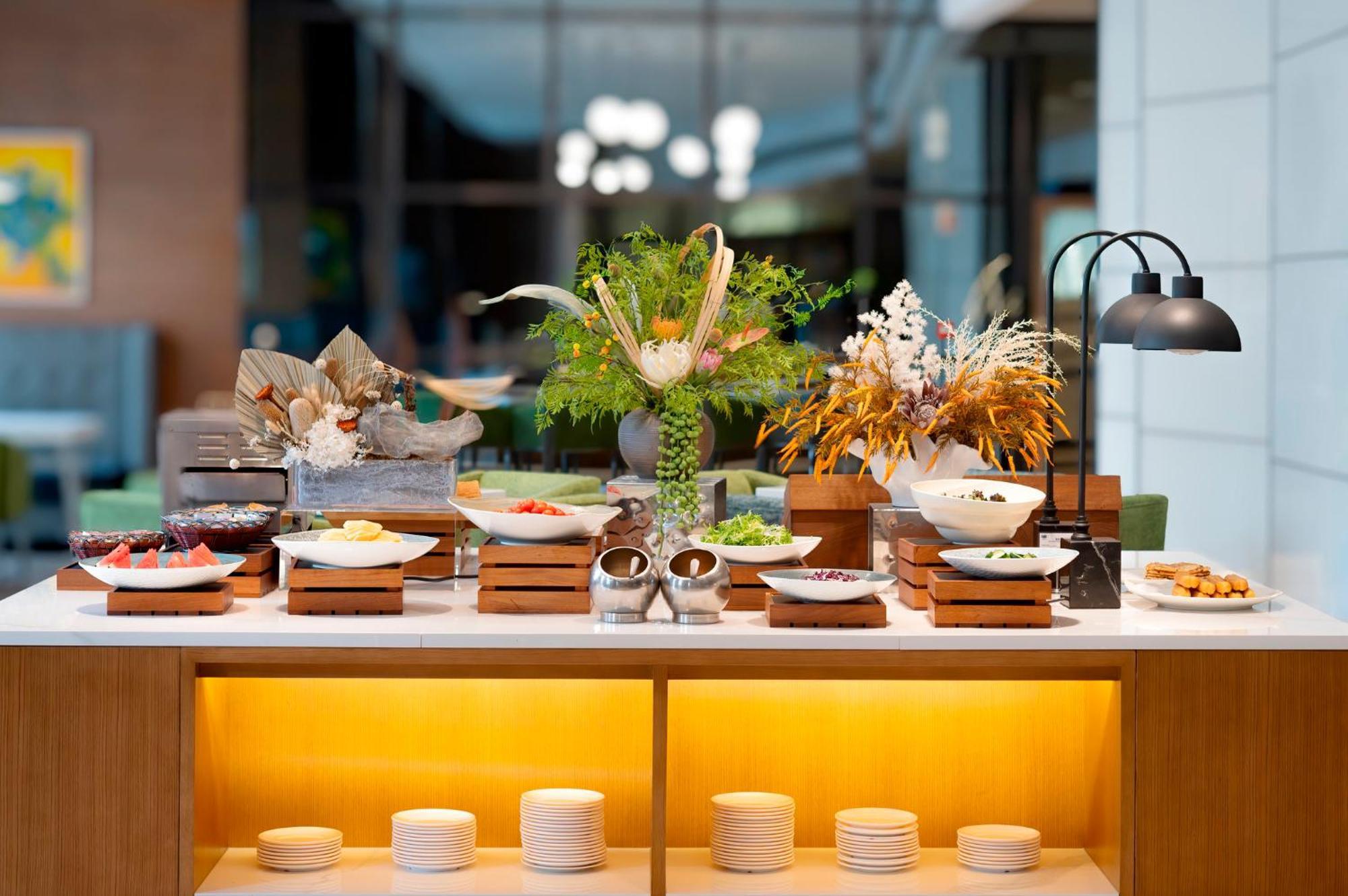 Holiday Inn Express Chengdu West Gate By Ihg Dış mekan fotoğraf
