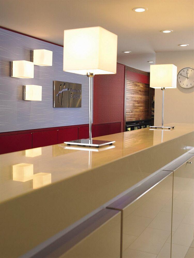 Holiday Inn Express Chengdu West Gate By Ihg Dış mekan fotoğraf